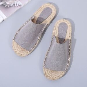 Women's Casual Soft Sole Breathable Sandals / Slippers by Buckle (SZ: 8.5), Grey